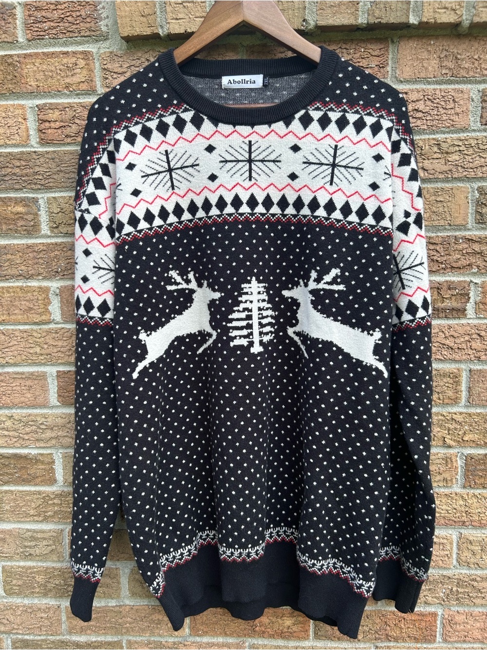 Abollria Men’s Black & White Reindeer Crewneck Sweater size 2XL